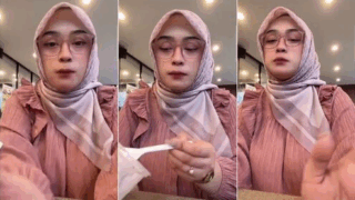 Video Viral ABG Ngintip Kegiatan Bu Guru Salsa Sebelum Enak” Sama Istri Barunya Bikin Penasaran Warga Net Joss Jiss